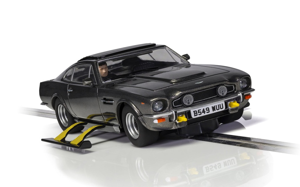 SCalextric : Aston Martin V8