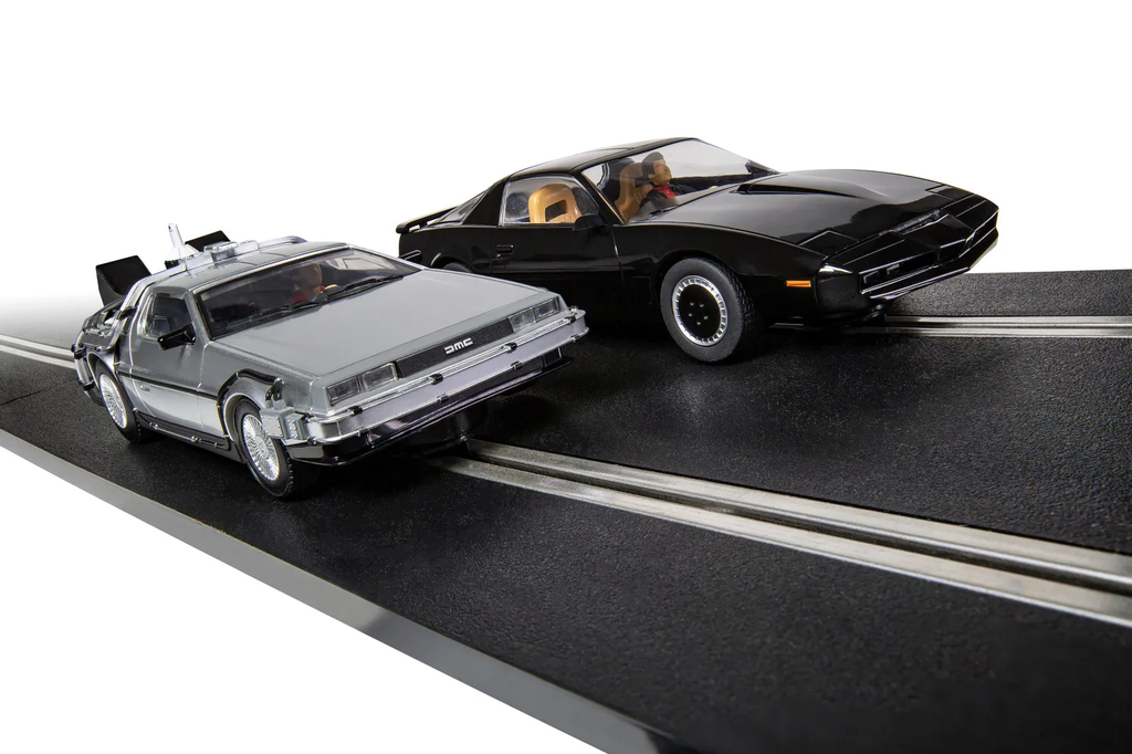 Scalextric : Circuit Time Machine et KITT