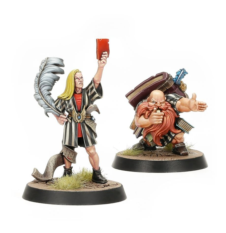 Blood Bowl : Elf and Dwarf Biased Referees 