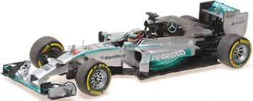 Minichamps : Mercedes W5 Petronas n°44 L Hamilton World Champion 2014