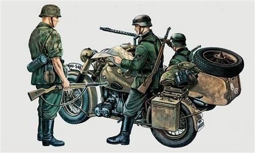 Italeri : BMW R75 with Side Car