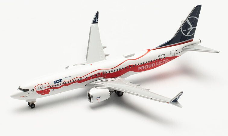 Herpa : Boeing 737 Max 8 LOT Proud of Poland‘s Independence