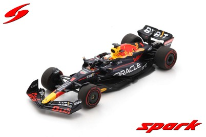 Spark : Oracle Red Bull Racing RB18 │ No.1 Oracle Red Bull Racing Winner Italian GP 2022 Max Verstappen