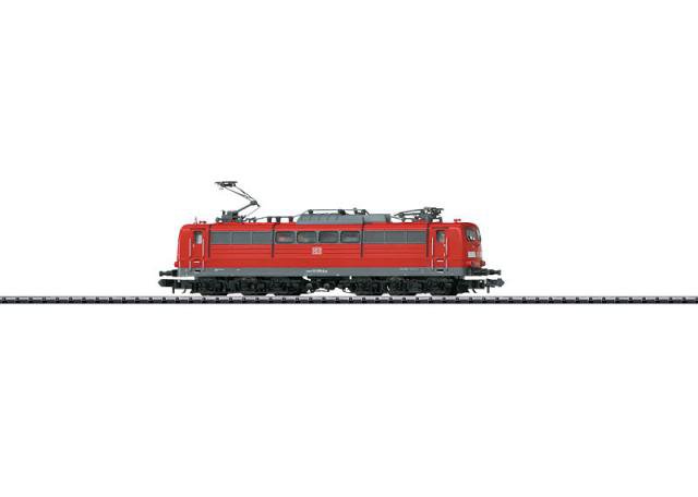 Minitrix : LOCOMOTIVE ELECTRIQUE BR151 