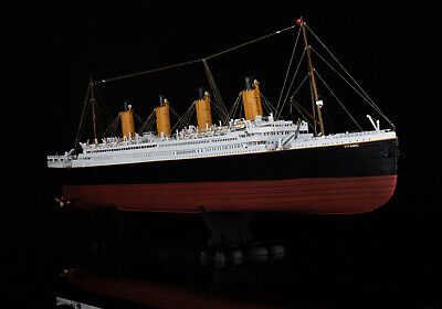 Occre : H.M.S Titanic 