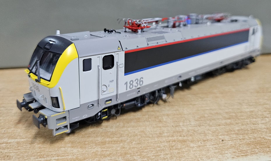 Lsmodels : Locomotive électrique 1836 SNCB -NMBS │ Continu 