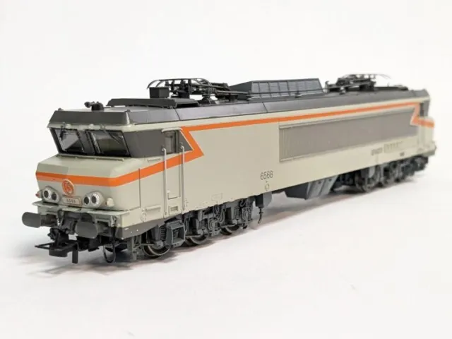 Jouef : Locomotive électrique CC6568 Gris Béton DDC Sound