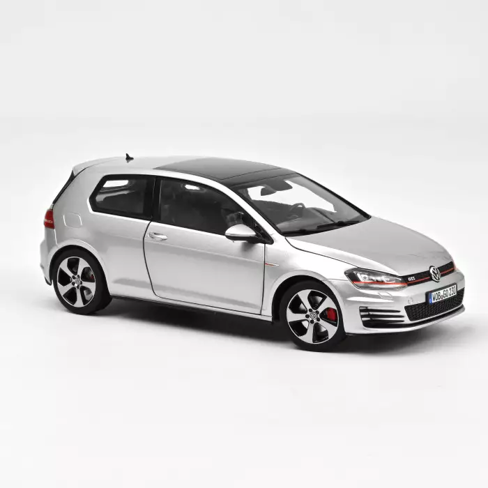 Norev : VW Golf GTI │2013 Argent Reflex 