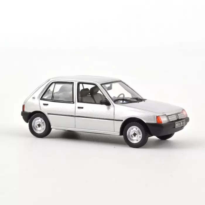 Norev : Peugeot 205 GL │ 1988 Gris Futura