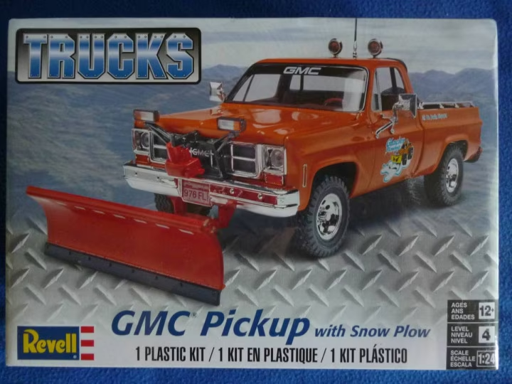 Revell : GMC Pickup with Snow Plow