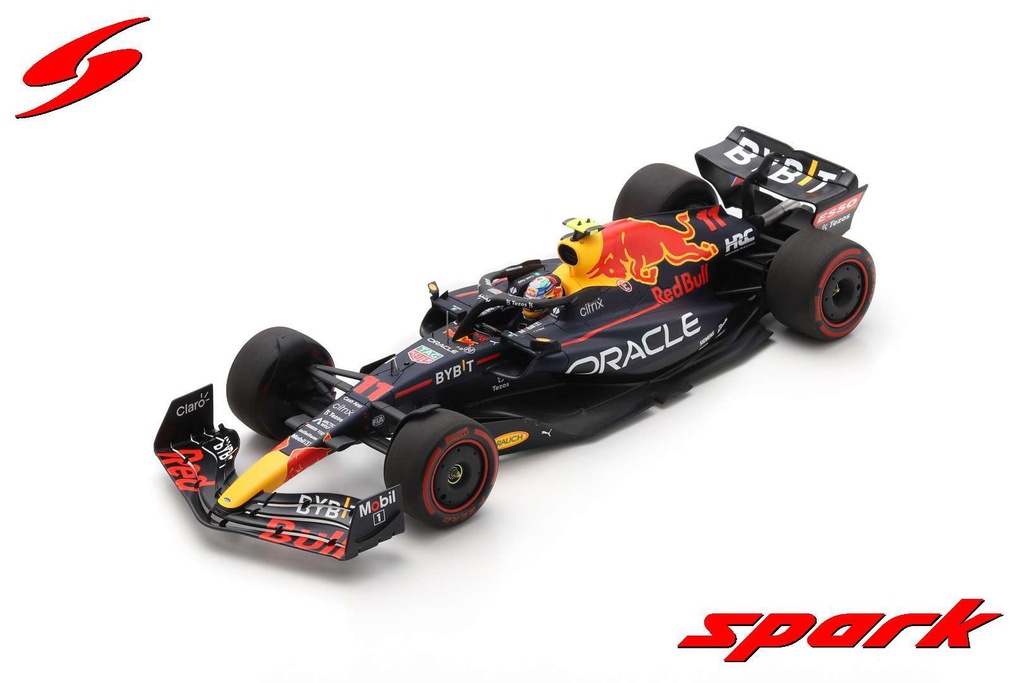 Oracle Red Bull Racing RB18 No.11 Oracle Red Bull Racing Saudi Arabian GP 2022 1st Pole Position Sergio Pérez avec vitrine