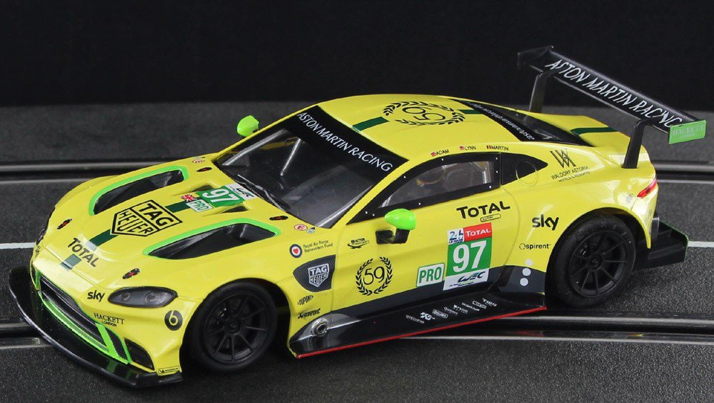 Sideway :Aston Martin GTE n°97 Le Mans Martin-Lynn-Adam 2019