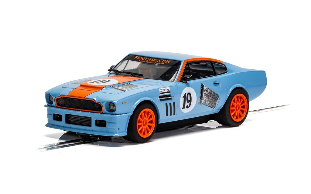 Scalextric : Aston Martin V8 