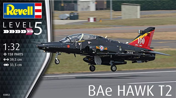 Bae Hawk T2