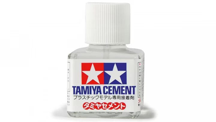 Tamiya : Colle Plastique (40ml)