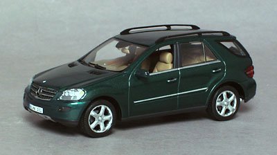 MINICHAMPS : MERCEDES BENZ m-class