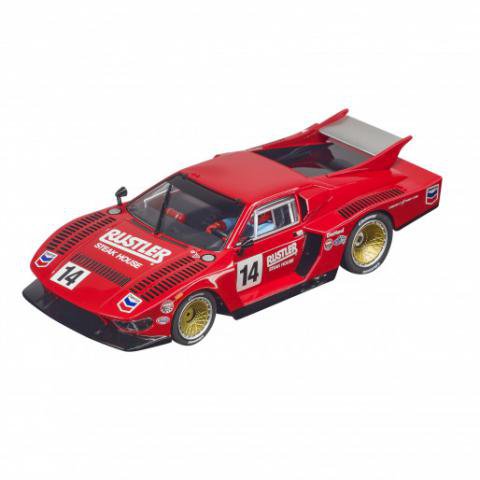 Carrera : DE TOMASO PANTERA GR.5