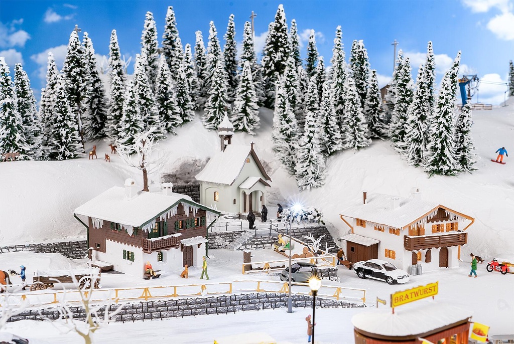 Faller : Set Hiver a la montagne 2 chalets - chapelle - poudre de neige