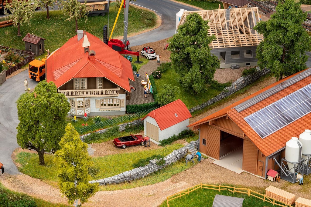 Faller : Ferme avec étable et Garage