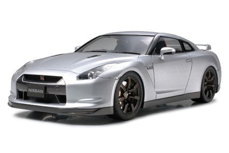 Tamiya : Nissan GT-R