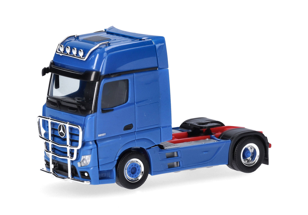 Herpa : Mercedes-Benz Actros Gigaspace │ Bleu