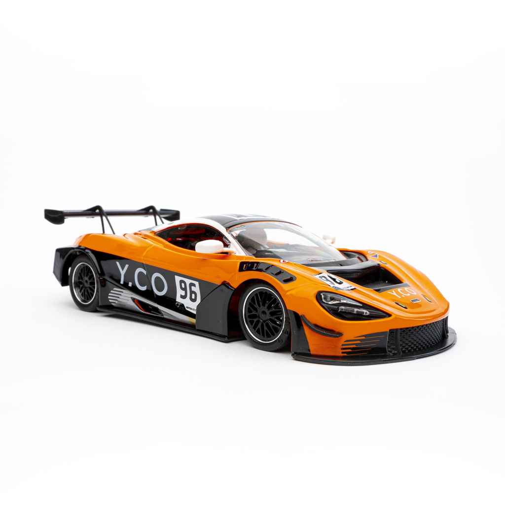 NSR : Mclaren 720S Y.co n°96 British GT 