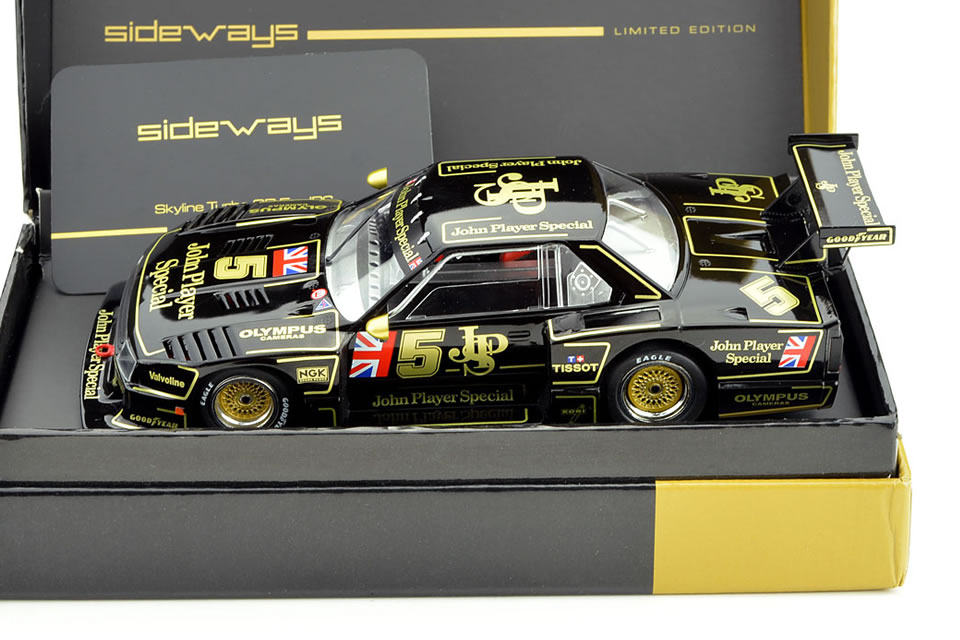 SIDEWAYS : Nissan Skyline Turbo GR.5 JPS 