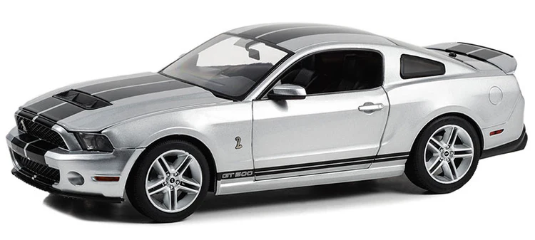 Greenlight : Ford Mustang GT500 Shelby │ 2011 -Argent