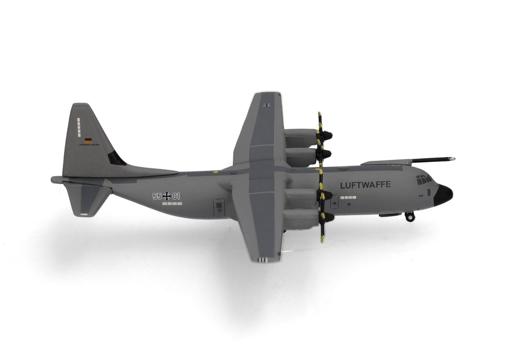 Herpa : Luftwaffe C-130J-30 Super Hercules │ Binational Air Transport Squadron - 55+01