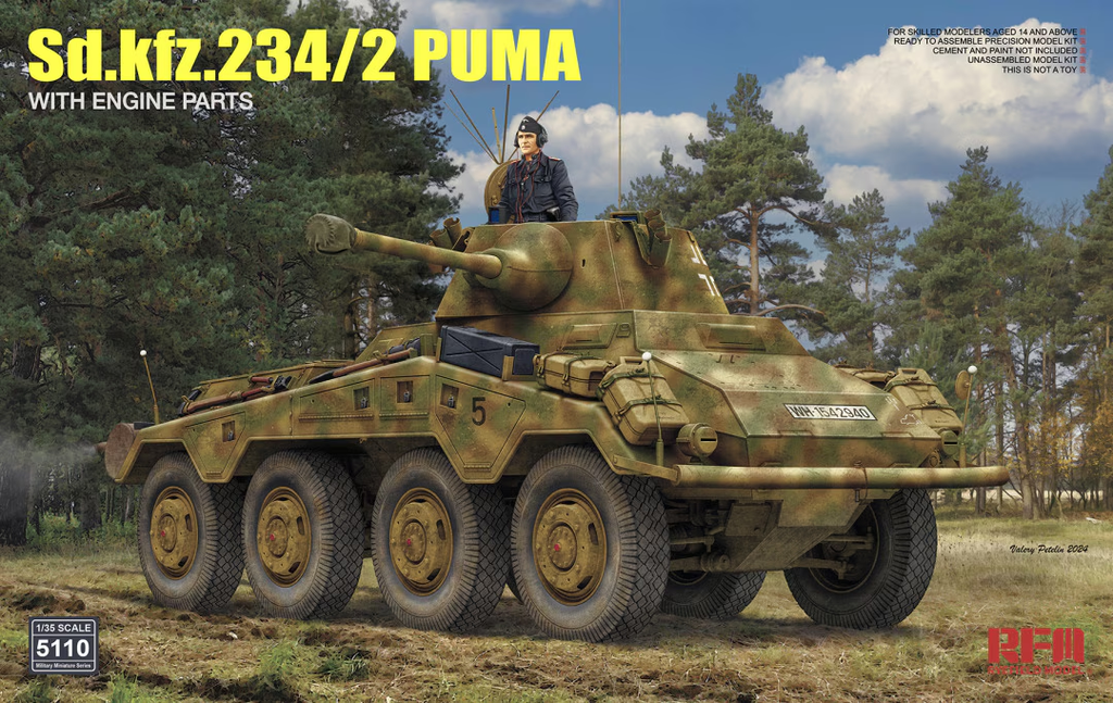 RFM : Sd.kfz.234/2 Puma with Engine Parts