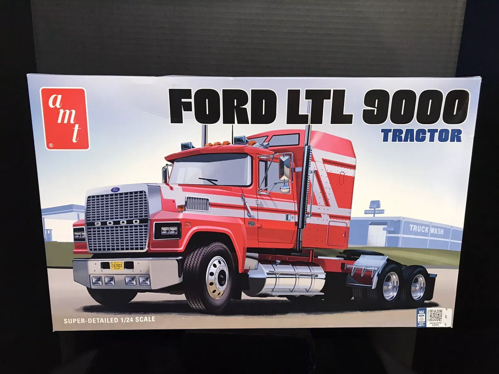 AMT : Ford LTL 9000 Tractor 