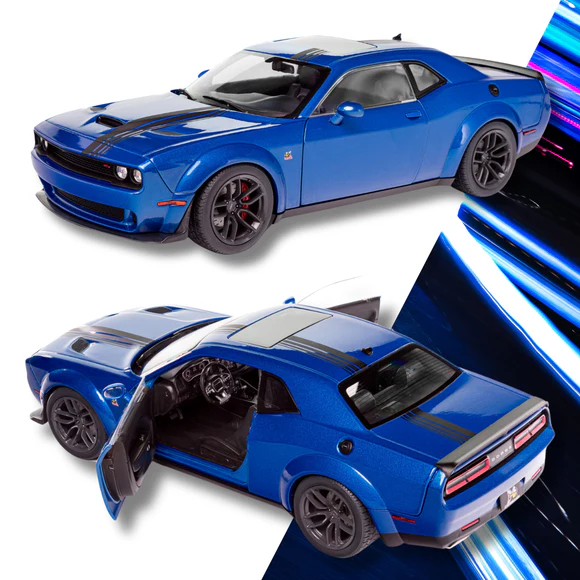 Solido : Dodge Challenger R/T Scat Pack Widebody │ 2023 - Bleu 