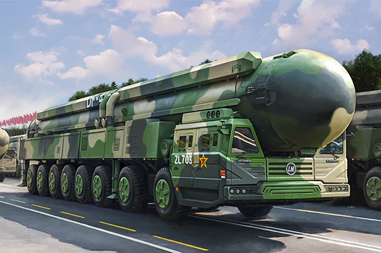 Hobbyboss : DF-41 ICBM