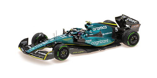 Minichamps : Aston Martin Aramco cognizant Formula one team AMR22 │ Singapore GP 2022 - Sebastien Vettel 