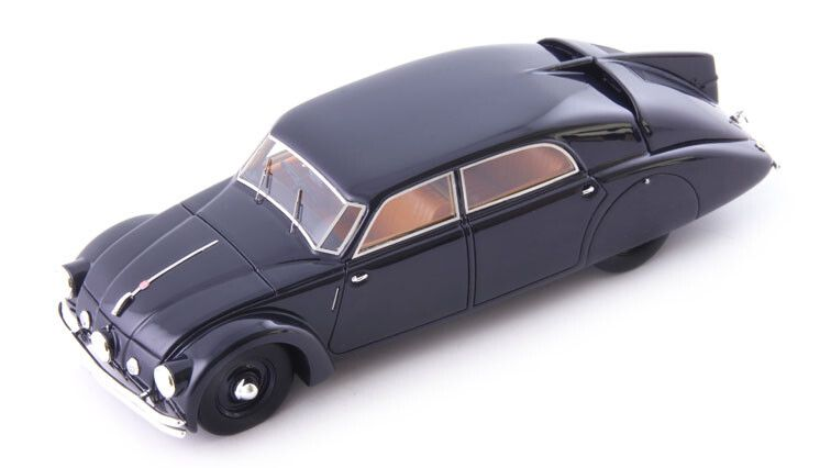 Avenue 43 : Tatra T77A │ Bleu 