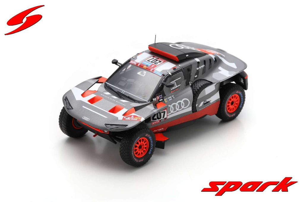 Spark : Audi RS Q e-tron │ No.207 Dakar Rally 2023 C. Sainz - L. Cruz