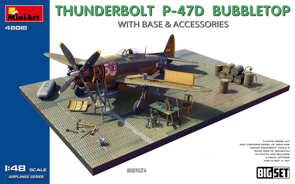 MiniArt : Thunderbolt P-47D Bubbletop With Base and Accessories