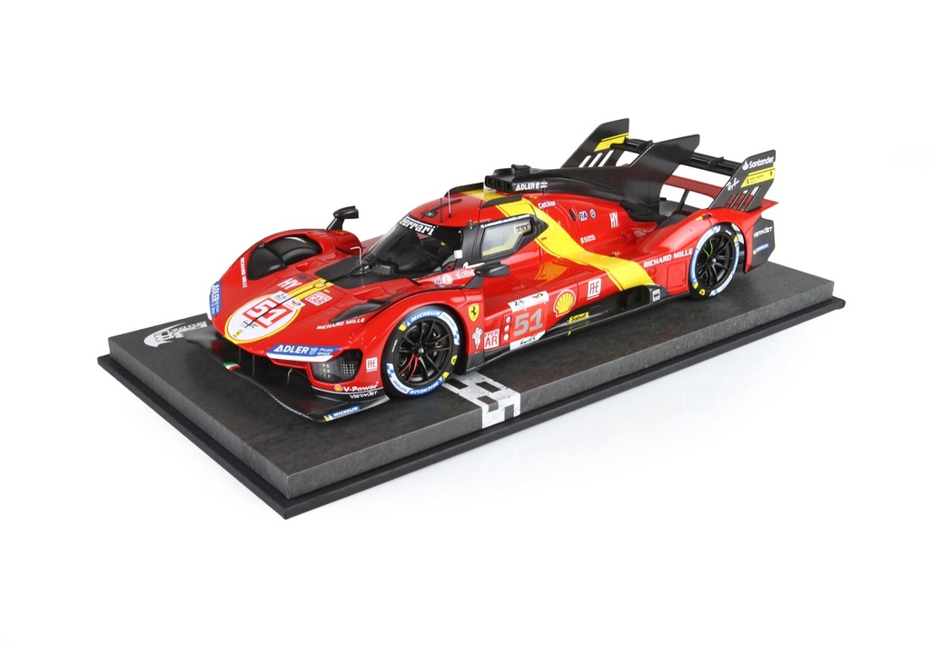 BBR : Ferrari 499P n°51 Winner Le Mans 2023 Pier Guidi- Giovinazzi - Calado avec boite Vitrine 