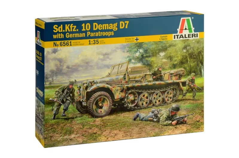 Italeri : Sd.Kfz.10 Demag D7 with German Paratroopers 