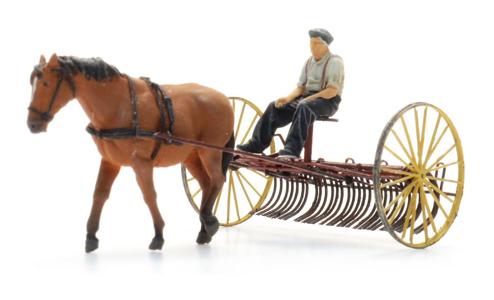 Artitec : Râteau à foin avec cheval avec figurine