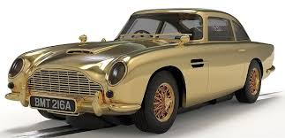 Scalextric : Aston Martin DB5 Goldfinger 60th Anniversaire Gold Edition