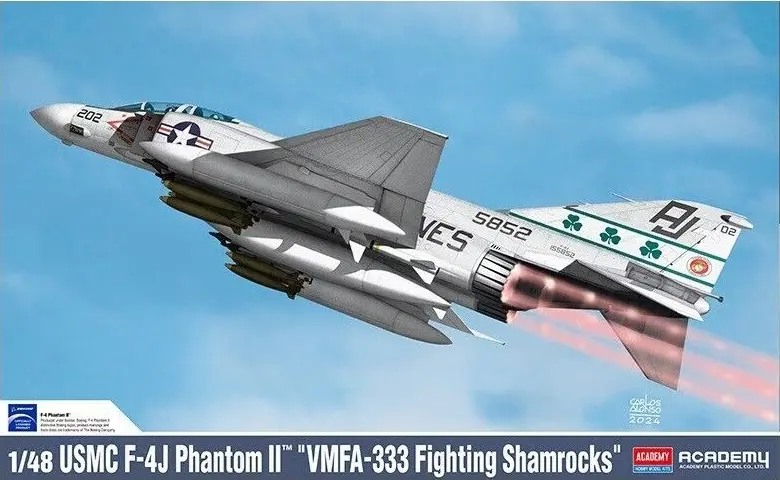 Academy : F-4J Phantom II │ 'VMFA-333 Shamrocks'