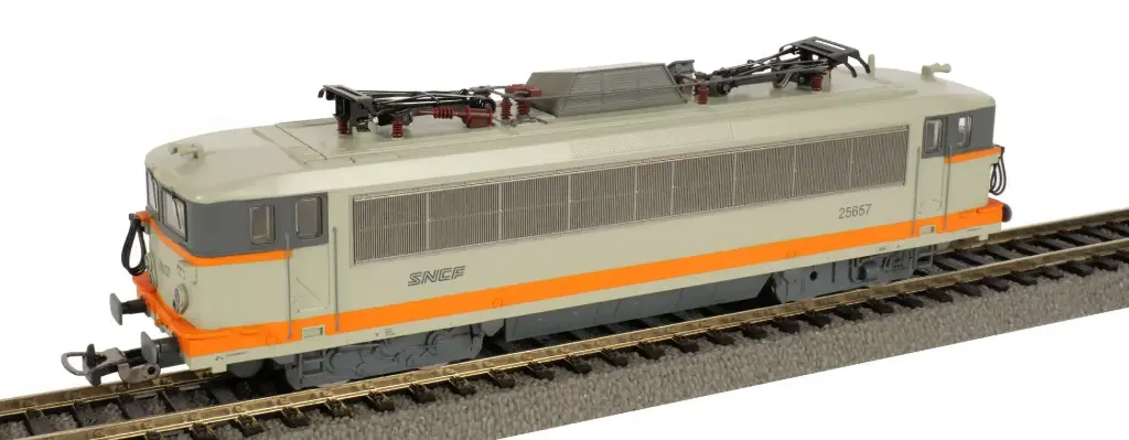 Piko : Locomotive  Electrique BB 25657 Livrée Béton