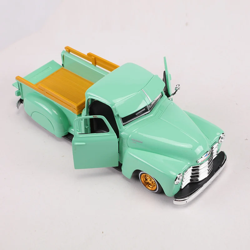 [MAI 32545] Maisto : Chevrolet 3100 Pick Up │ Vert Clair Lowrider